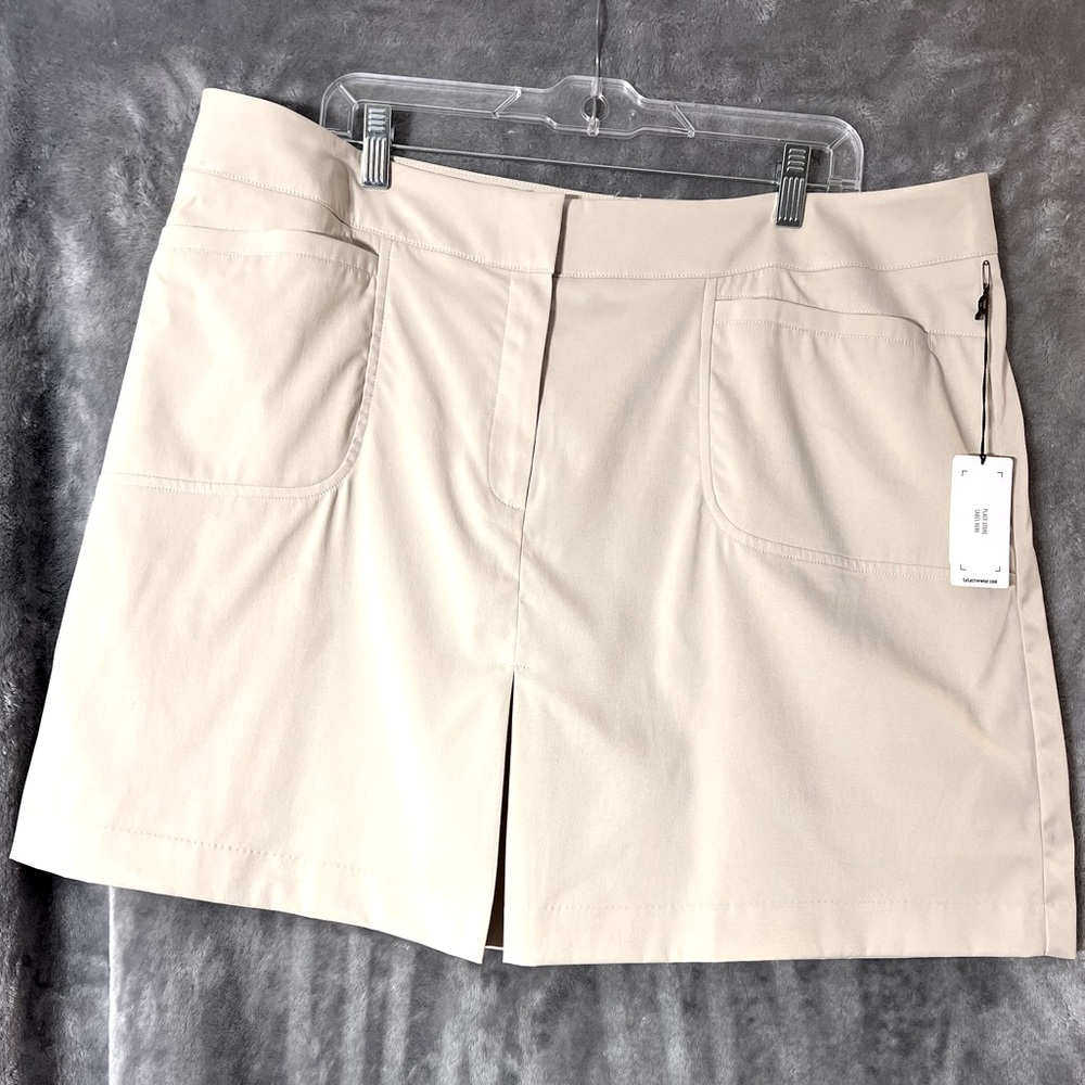 Tail Golf Khaki Skorts Classic Design w/Pockets Waterproof  19in Outseam